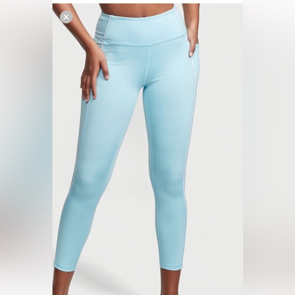 NWT/ Victoria’s Secret Blue Bottoms